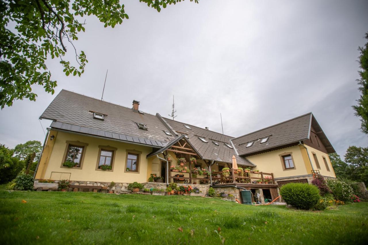 Apartmany Rubinovi Horejsi Vrchlabi Exterior foto