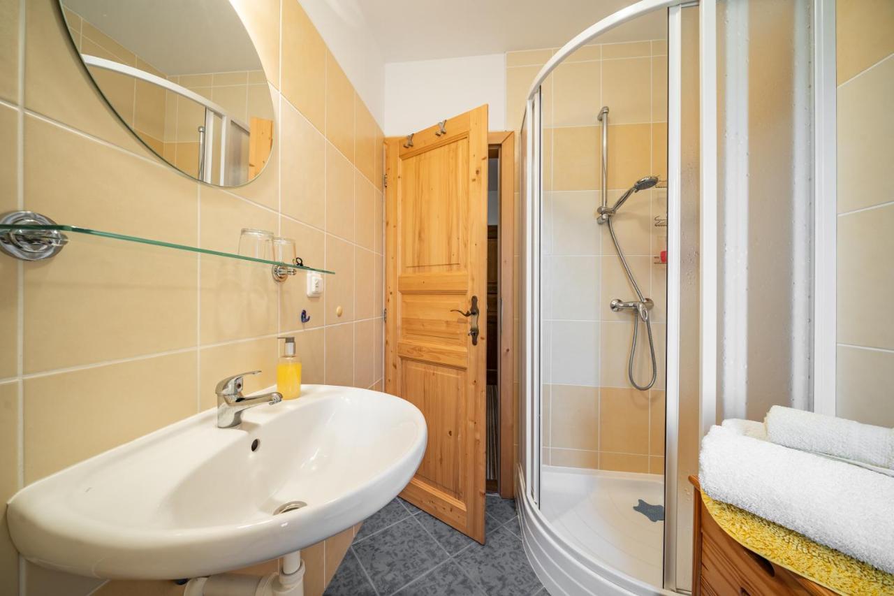 Apartmany Rubinovi Horejsi Vrchlabi Exterior foto