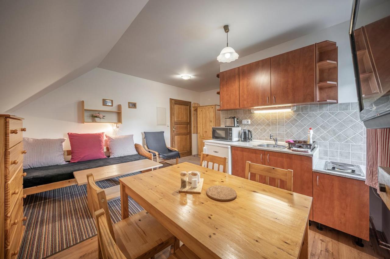 Apartmany Rubinovi Horejsi Vrchlabi Zimmer foto