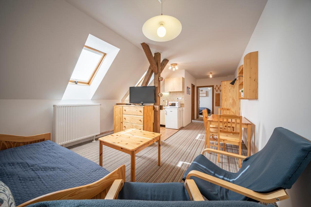 Apartmany Rubinovi Horejsi Vrchlabi Exterior foto